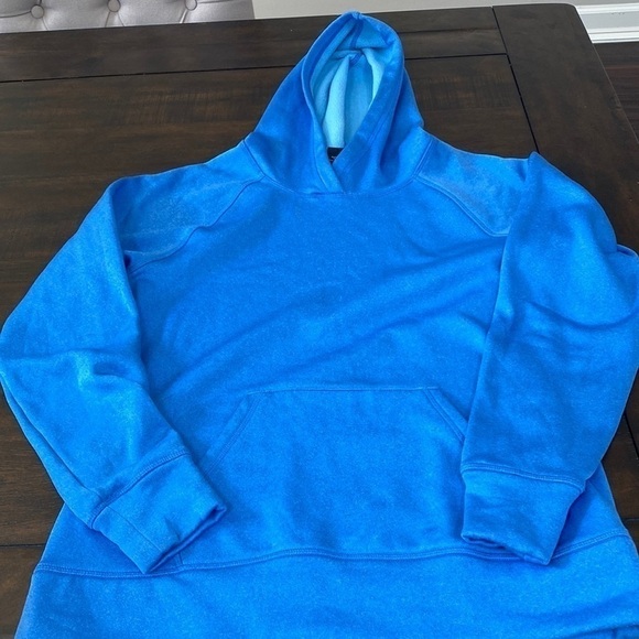 Reebok Tops - Reebok Hooded Sweatshirt Size Medium